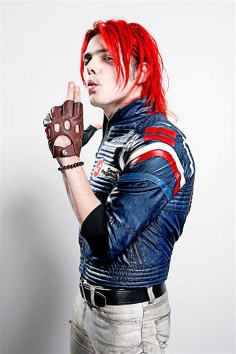 party poison gerard way emo bands music bands my chemical romance mcr look alive mikey