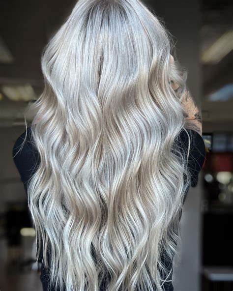 35 Cool Ash Blonde Hair Color Ideas For This Fall