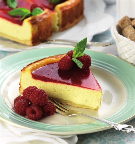 This cheesecake with raspberry sauce is the most decadent, tasty dessert. Raspberry Cheesecake | MyGreatRecipes