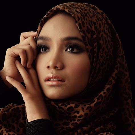 Wajah Gadis Melayu Cantik Eksotik Ummi Nazeera Bertudung