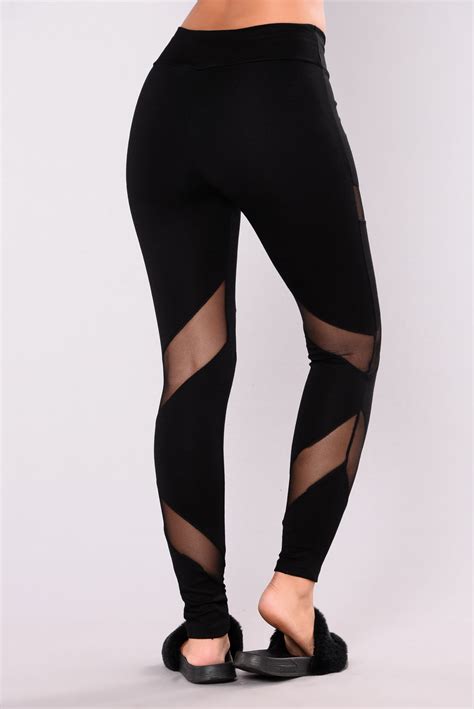 How To Wear Black Mesh Leggings