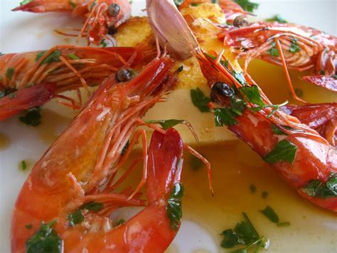 Fricassée de gambas flambées