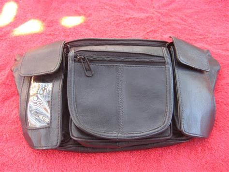 Regarding the pictures on the front page.those are some frustrating pics to go. Daytona Gear Leather Magnetic Tank Bag - Harley Davidson ...