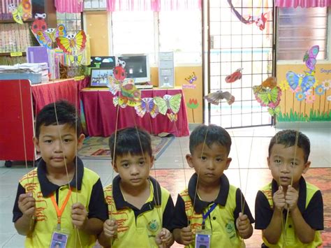 Pendidikan alam sekitar di sekolah: PRASEKOLAH SK PULAPAH: Flitter Flutter Butterfly!!