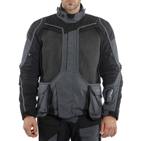The performance of a top racing jacket with the supreme comfort of mugello fabric. D-Explorer 2 Gore-Tex® motorbike jacket - Adventure ...