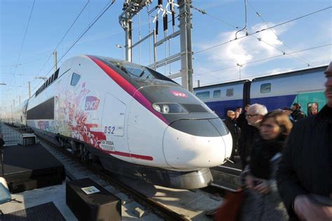 La Sncf Confirme La Commande De 15 Tgv à Alstom Pour La Ligne Paris