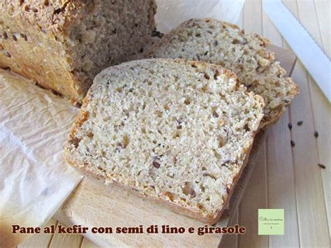Biosapori è supermercato bio, erboristeria, bistrot, gastronomia da asporto e caffetteria. Pane al kefir con semi di lino e girasole | Catia in cucina