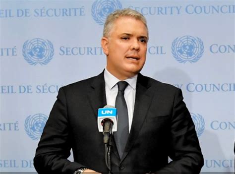 Ivan duque marquez est un homme d'état colombien, président de la colombie depuis le 7 août 2018 et membre du parti de droite radicale centre démocratique. Iván Duque acuerda con la ONU atender a migrantes ...