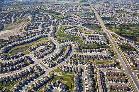 Urban Sprawl The Importance Of A Strong Central City Core Owlcation
