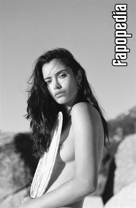Nataniele Ribeiro Nude Leaks The Girl Girl