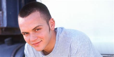 s club 7 singer paul cattermole has died at home at age 46