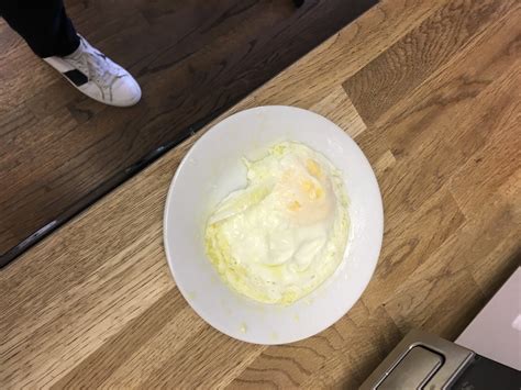 How To Cook Eggs In The Microwave Without Making A Mess Wellgood