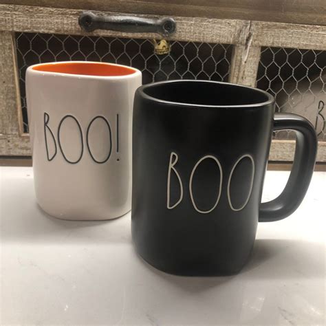 Rae Dunn Boo Mug Set On Mercari Mugs Set Mugs Boo
