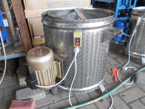 Maybe you would like to learn more about one of these? Mesin Peniris Minyak / Spinner adalah mesin yang digunakan ...