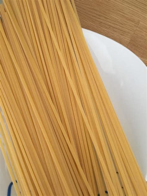 1 123 679 просмотров 1,1 млн просмотров. Spaghetti alle vongole: la ricetta dell'estate! - IoViaggio