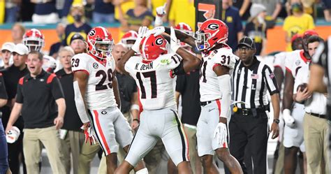 Georgia Safety Christopher Smith Ejected For Targeting Replaced By Dan Jackson In Second Half