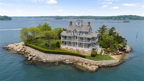 This 3m Island Mansion May Come With A Pirates Buried Treasure Robb