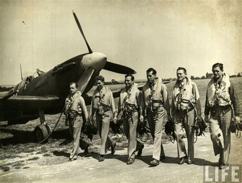 Spitfire Pilots Wwii Aircraft Fighter Pilot History Pictures