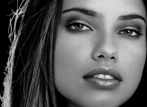 Adriana Lima Face Adriana Lima Young Beautiful Women Pictures Beautiful Celebrities Most