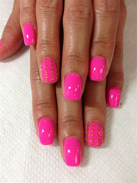 Primeiro limpas de verniz se tiverem com o removedor, limas a unha so para tirar o brilho (usa a parte mais fina da lima), ou um bloco polidor. Unhas de gel - durabilidade e brilho por 15 dias. Espaco ...