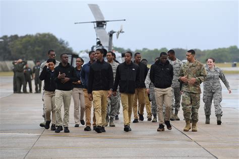 Air Force Rotc Cadets Find Their Pathway To Blue Air University Au