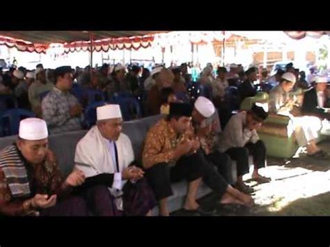 Pembacaan Do A Acara Milad Ke Wisuda Huffadz Al Qur An Ke