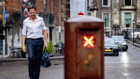dutch prime minister resigns because of deadlock on thorny issue of migration paving way for