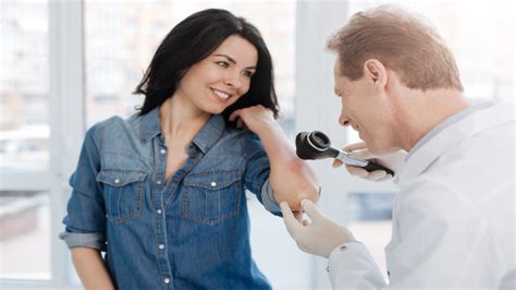 Signs You Should Make An Appointment With Your Dermatologist