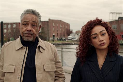 Perspective Skewing Non Linear Heist Tale Pulled Giancarlo Esposito