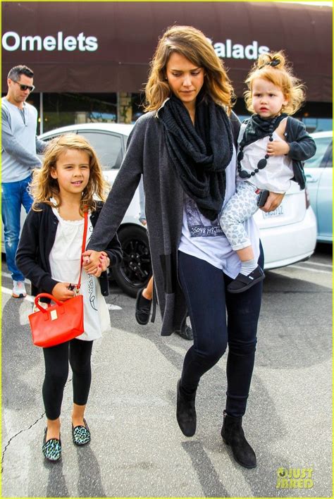 Jessica Alba And Daughter Honor Out For