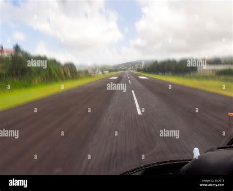 Airport Runway St Lucia Hi Res Stock Photography And Images Alamy