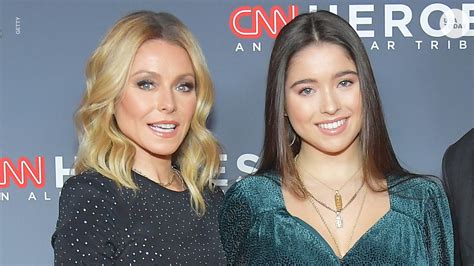 Kelly Ripa Drops Daughter Lola At College Details Sad But Funny Day