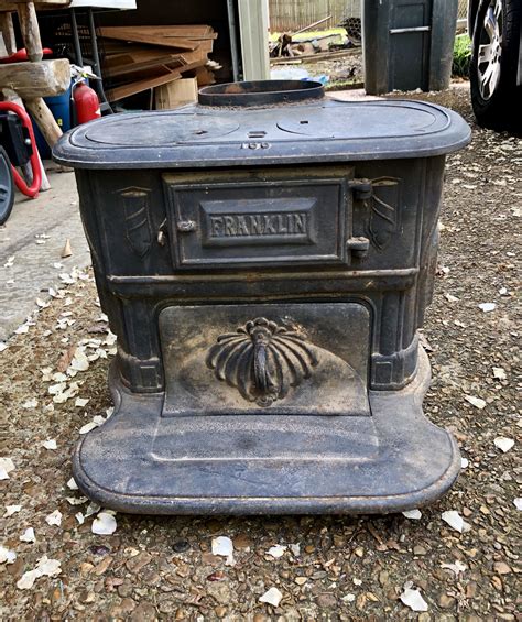 What Is A Franklin Stove Stovesi