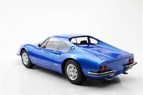 Maybe you would like to learn more about one of these? Top Marques Collectibles Ferrari Dino 206 GT, 1:12 blau | TM12-23C