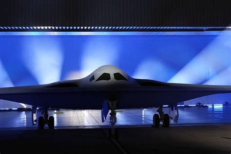 Pentagon Unveils New Stealth Bomber The B 21 Raider Hot Springs
