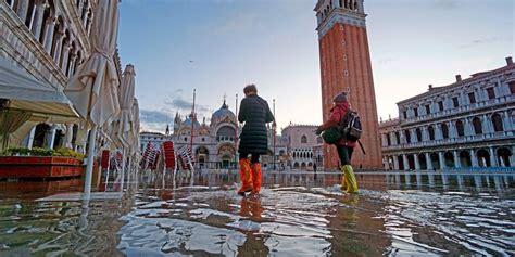 Venedig Aktiviert Dammsystem Gegen Hochwasser Europa Derstandard De