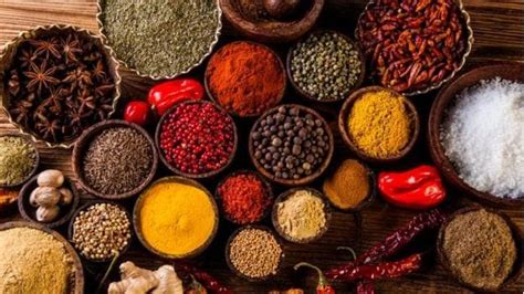 Seven Main Spices Of Indian Cooking And Their Uses