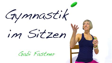 Achten sie darauf, entspannt zu atmen und halten sie keinesfalls die luft an. 20 min. 60+ Gymnastik - YouTube | Senioren gymnastik ...
