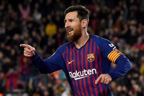 Barcelona Legend Lionel Messi Finally Names Ronaldo As Best Striker In