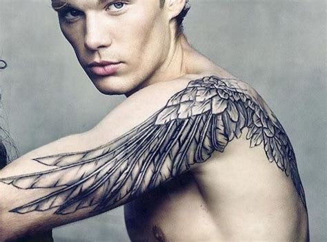 115 Angel Wing Tattoos To Take You To Heaven