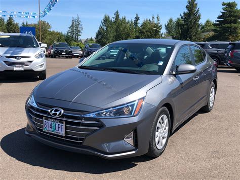 Pre-Owned 2019 Hyundai Elantra SE w/SULEV FWD Sedan