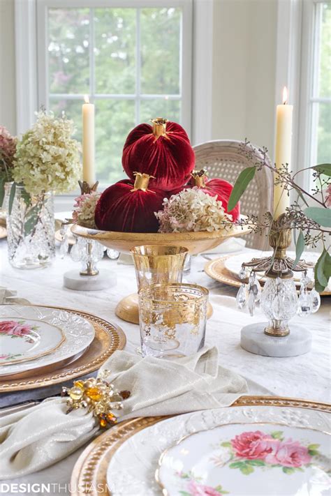 Soup is served in a heated soup dish, atop a dinner plate, and eaten with the soup spoon, which is placed at the outer right. Creating a Simple Table Setting When You Have No Time