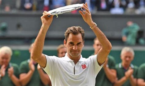 Roger federer is withdrawing from this month's miami open so he can spend extra time preparing to get back out on tour after undergoing two surgeries on his right knee. Les 10 sportifs les mieux payés en 2020, selon Forbes ...