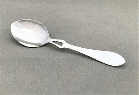 A Desirable George V Silver Honey Spoon | 596654 | Sellingantiques.co.uk