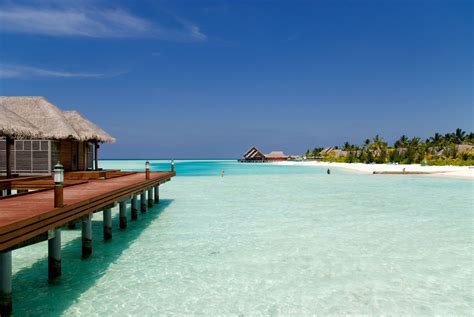 Clear Water White Sand Blue Sky Maldives Maldives Destinations