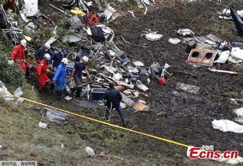 colombia plane crash 76 dead and 6 survivors on flight carrying chapecoense football team 4 6