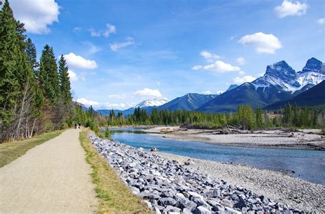 Cheap Holidays To Canmore Alberta Canada