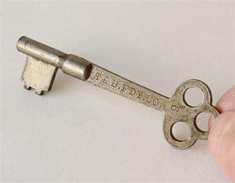 Antique Skeleton Key Cynthias Attic Direct Antiques And Collectibles