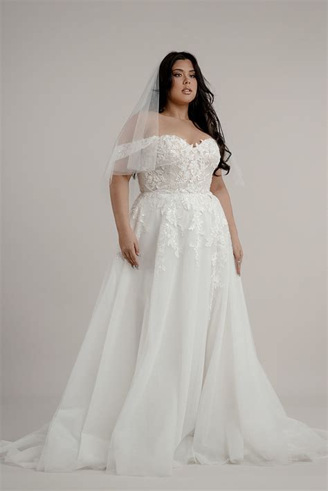 Plus Size Wedding Dresses Leah S Designs Bridal Sizes To