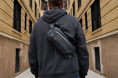 On the back, a hidden pocket keeps your passport or wallet safe and secure. Aer Day Sling 2 Review | Pack Hacker